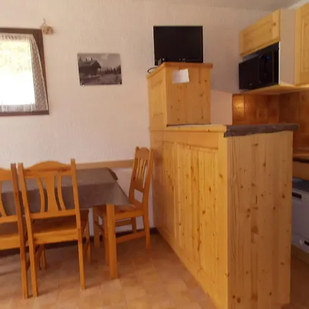 Apartment Pratique Pres Des Pistes - 4 Pers.